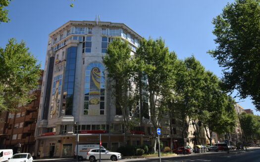 Se vende piso en Paseo Alfonso XIII